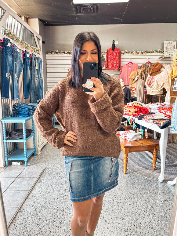 CHOCOLATE COZY SWEATER