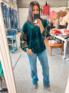 HUNTER GREEN PUFF FLORAL SLEEVE TOP