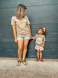 TAUPE MAMA SMILEY {{ PREORDER }}
