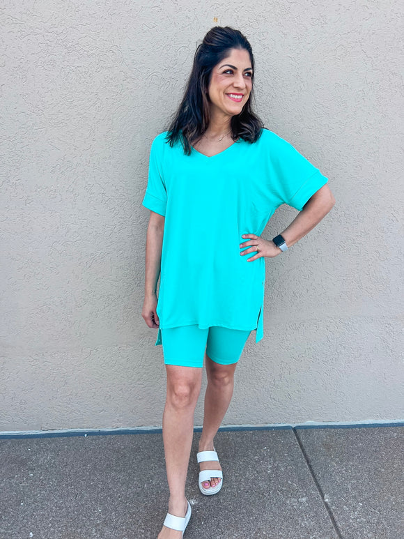 MINT MICROFIBER SHORTS SET