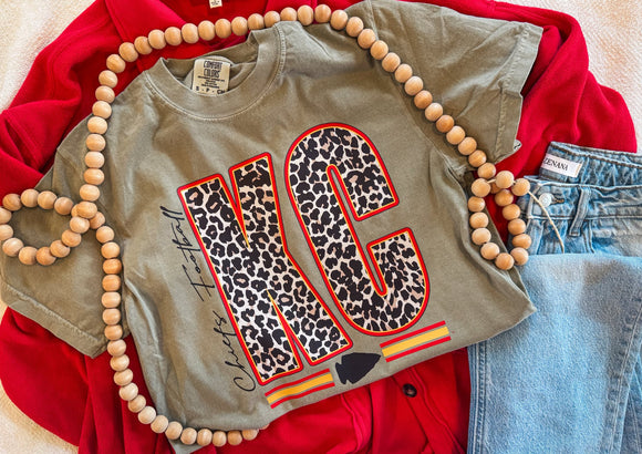 KC FOOTBALL LEOPARD TEE {{PREORDER-KHAKI CC}}