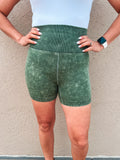 ARMY GREEN WASHED SEAMLESS HIGH WAISTED SHORTS