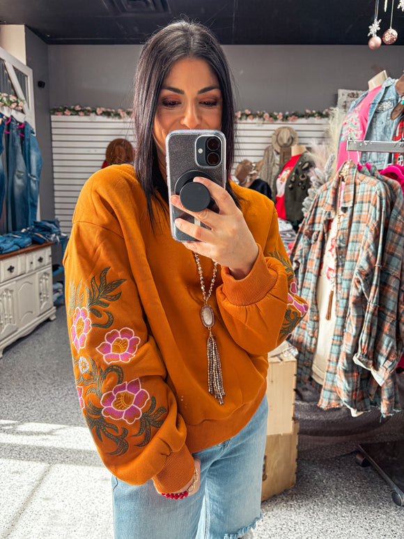 RUST FLORAL EMBROIDERED SLEEVES FLEECE SWEATER TOP