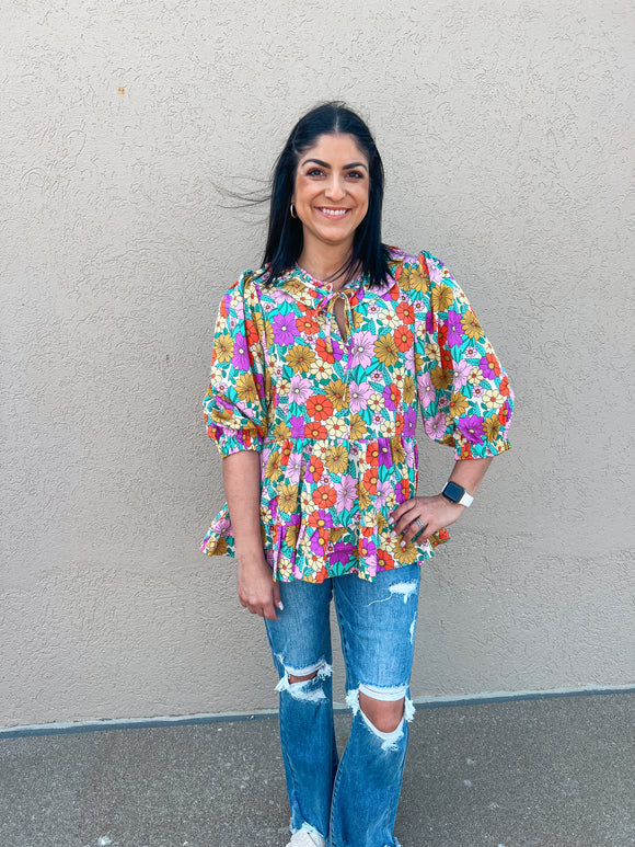 BRIGHT FLORAL TOP